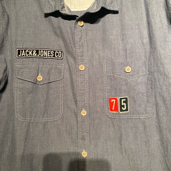 Jack and Jones button down long sleeved shirt - Picture 3 of 11
